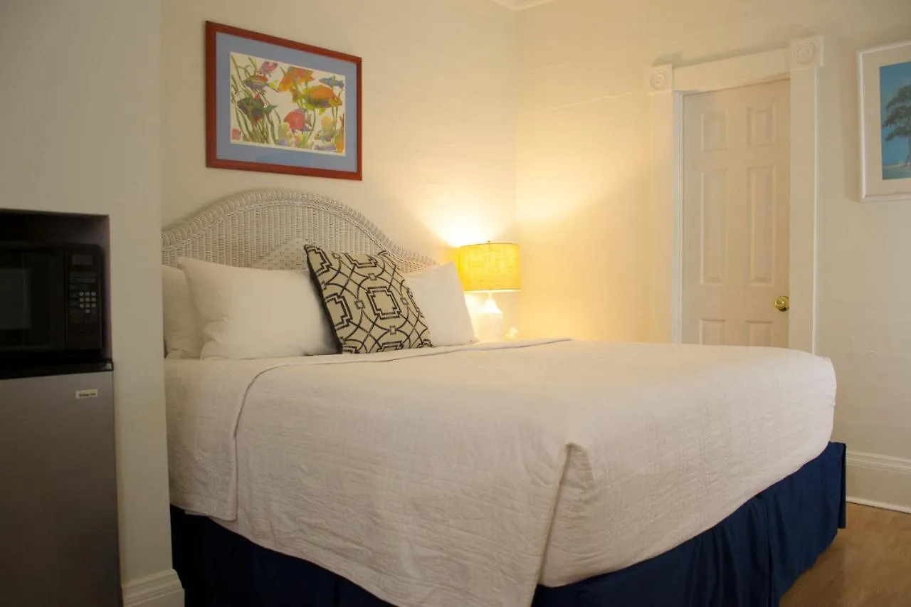 Duval House Bed & Breakfast Key West