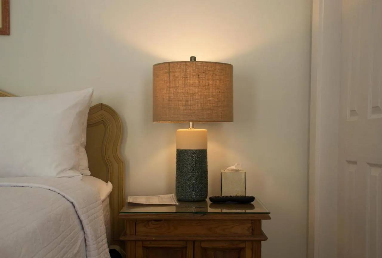 Duval House Bed & Breakfast Key West