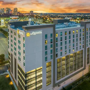 *** Hotel La Quinta & By Wyndham Downtown Stadium États-Unis